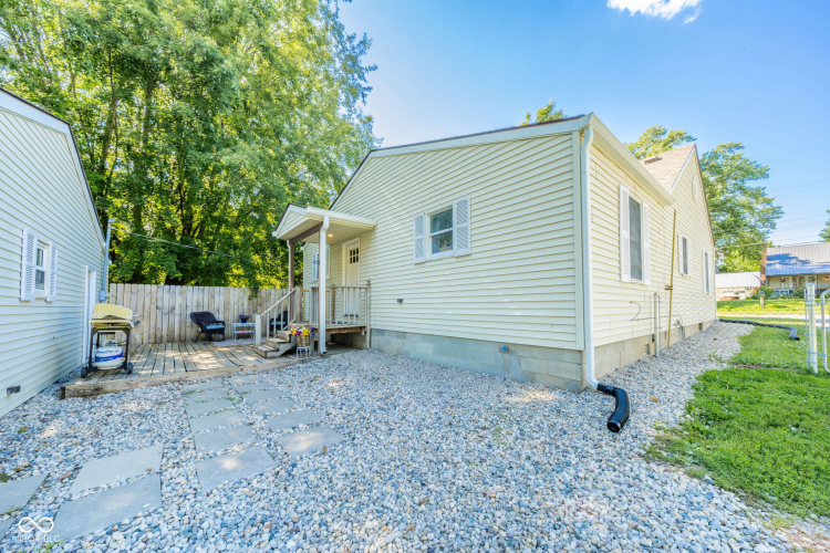 Listing Image 23