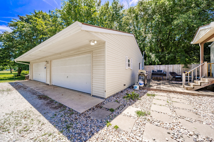 Listing Image 24