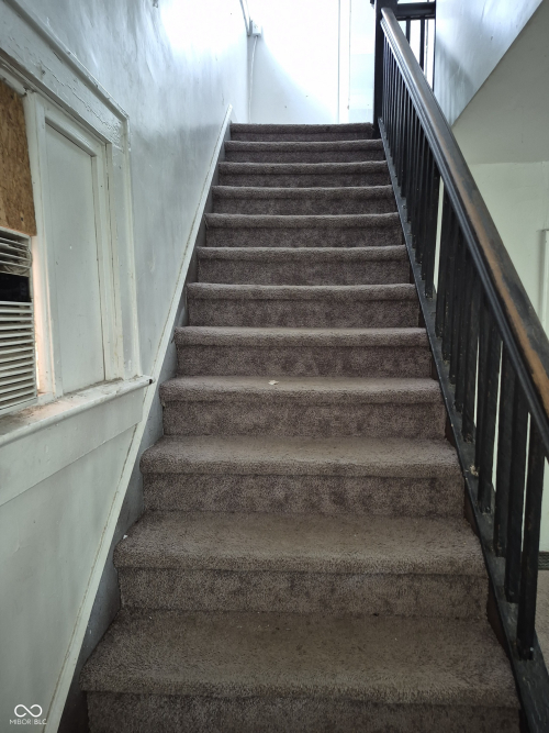 Listing Image 17