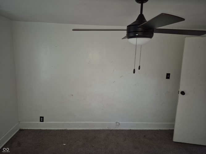 Listing Image 30