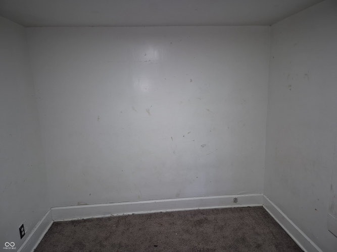 Listing Image 34