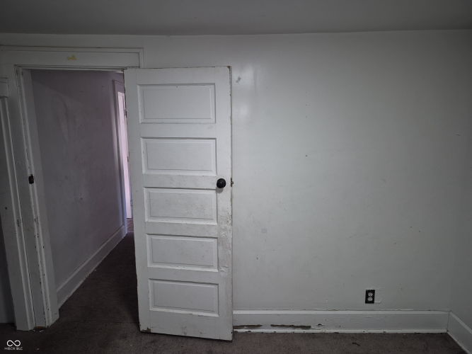 Listing Image 36