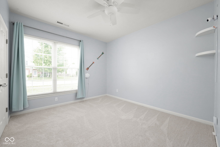 Listing Image 24
