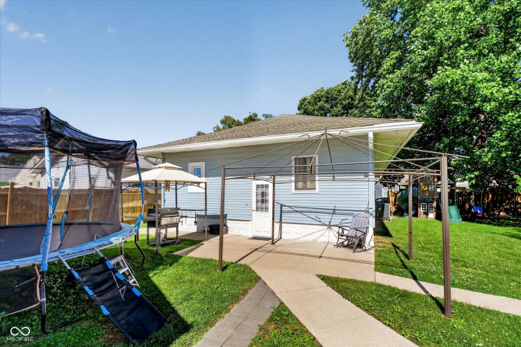 Listing Image 23