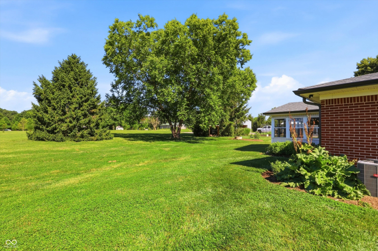 Listing Image 53