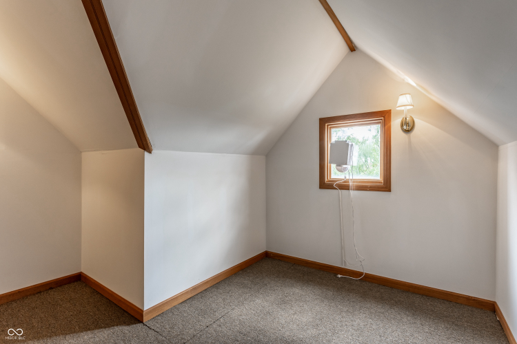 Listing Image 27