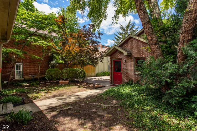 Listing Image 32