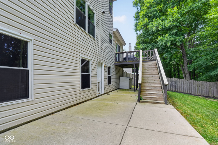Listing Image 44