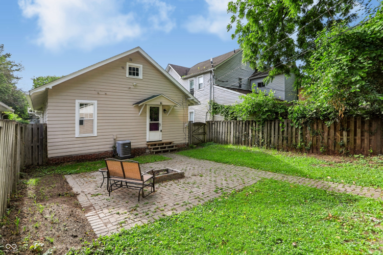 Listing Image 23