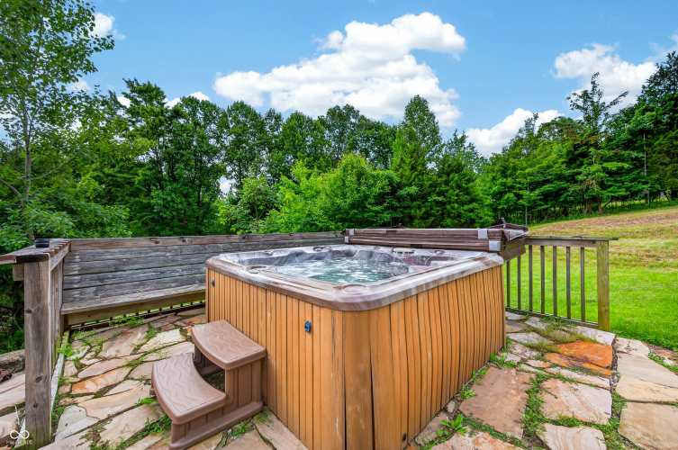 Listing Image 105