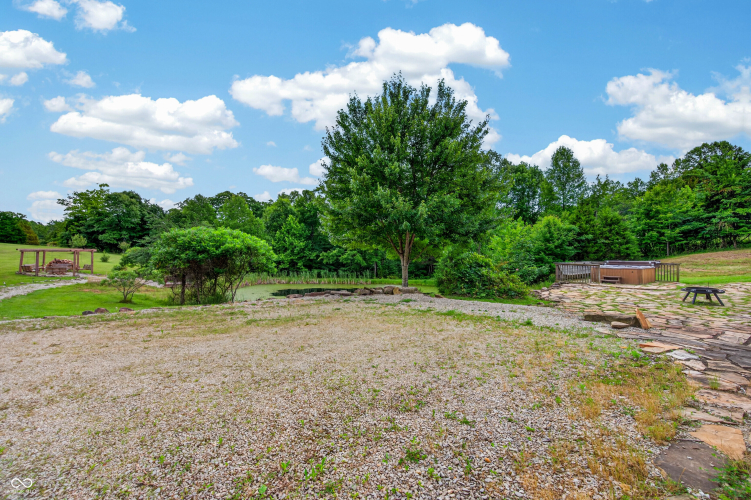Listing Image 107