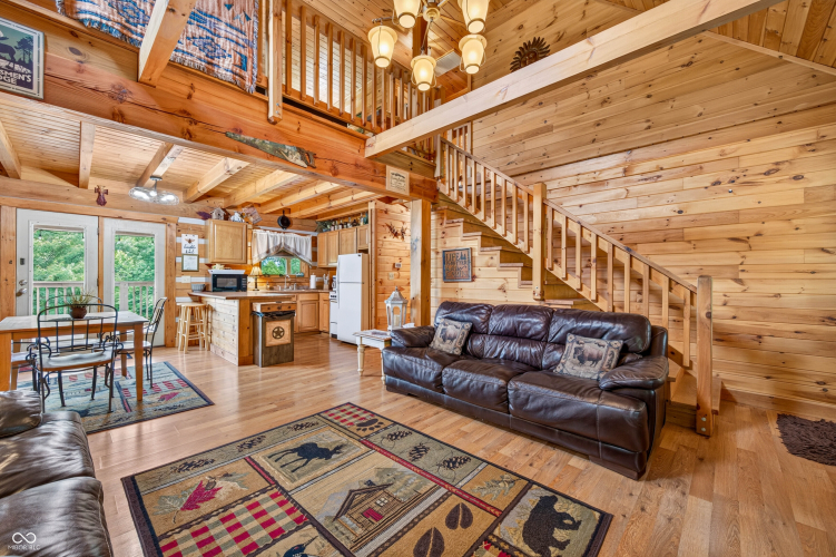 Listing Image 19