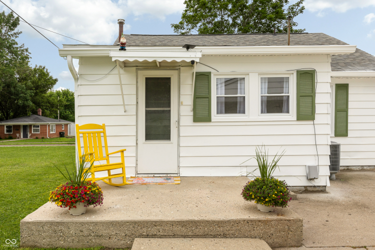 Listing Image 24
