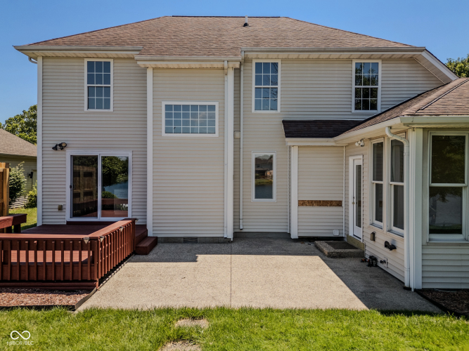 Listing Image 11