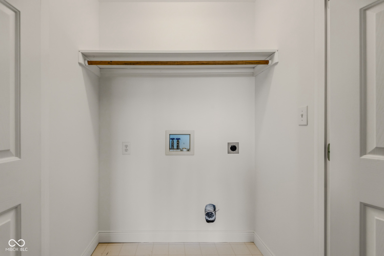 Listing Image 53