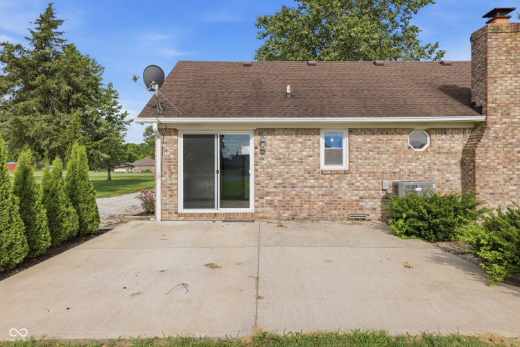 Listing Image 28