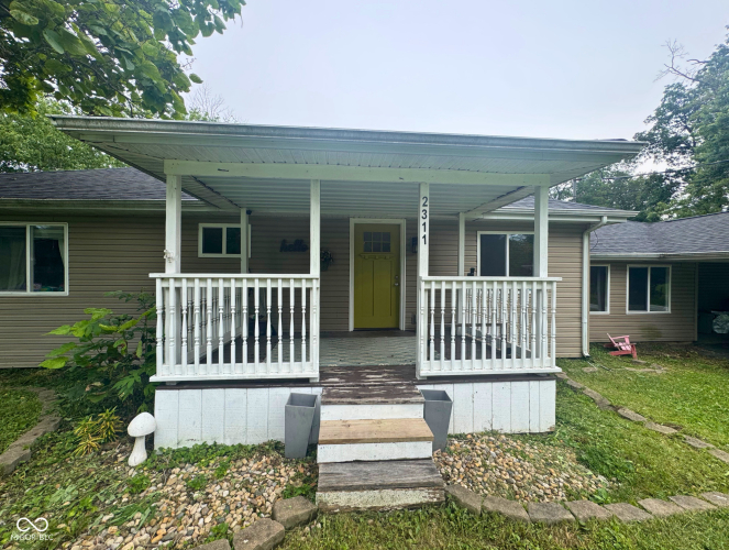 Listing Image 4