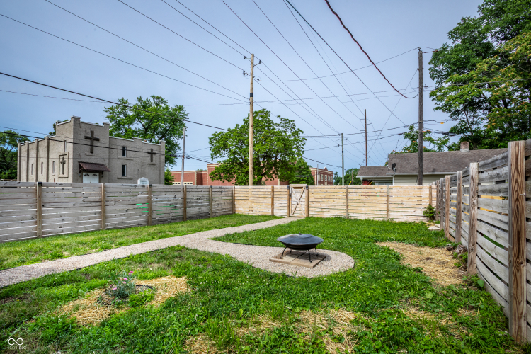 Listing Image 18