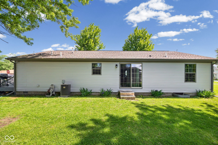 Listing Image 32
