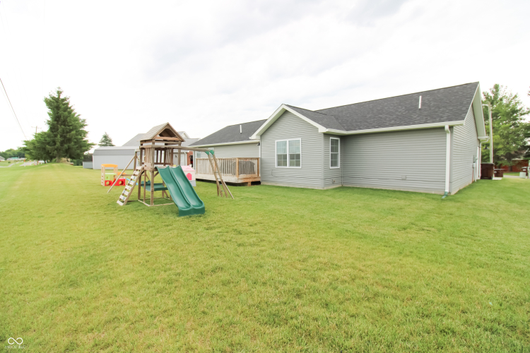 Listing Image 24