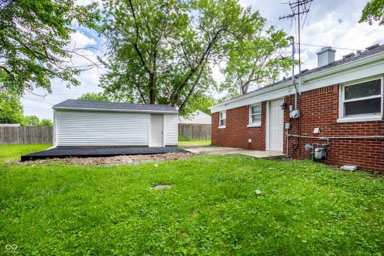 Listing Image 18