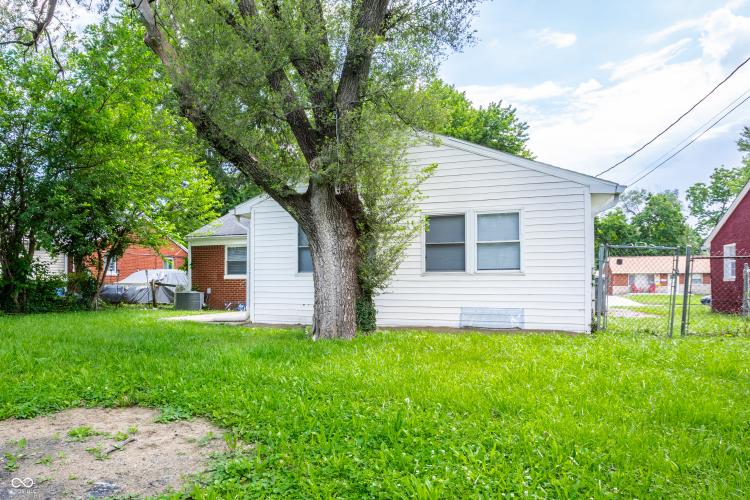 Listing Image 23