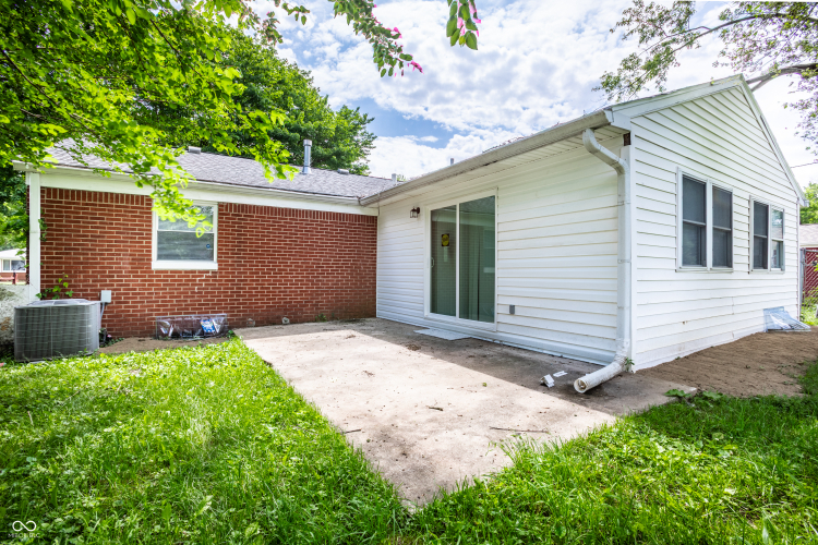 Listing Image 24