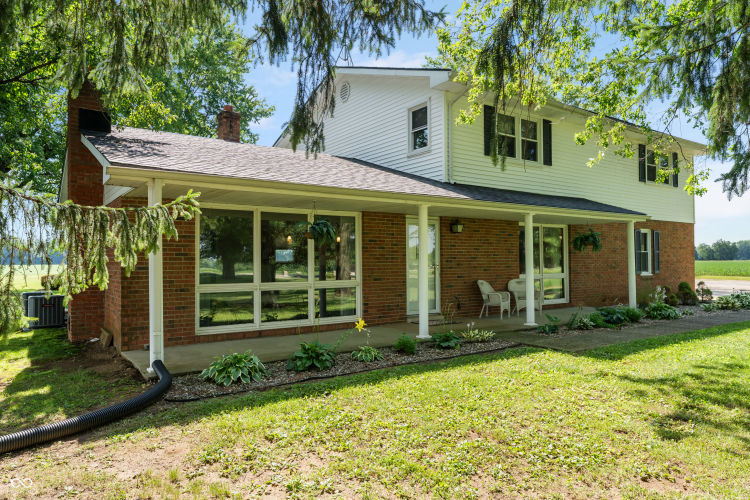Listing Image 3