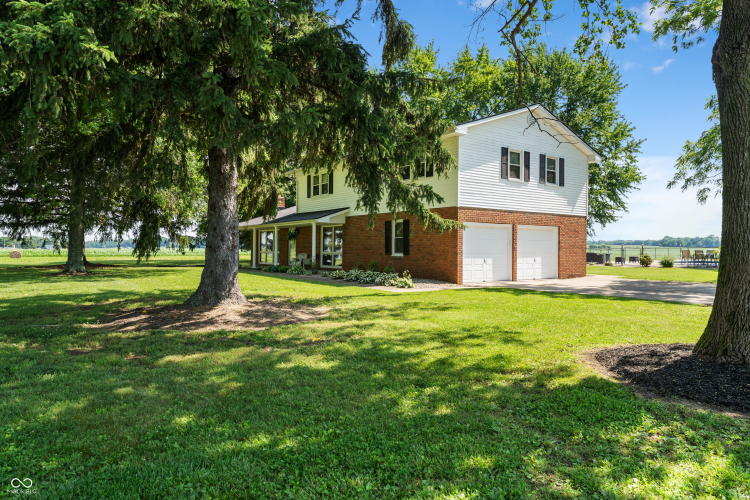 Listing Image 43
