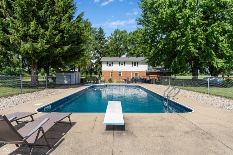 Listing Image 52