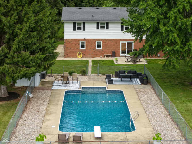 Listing Image 53