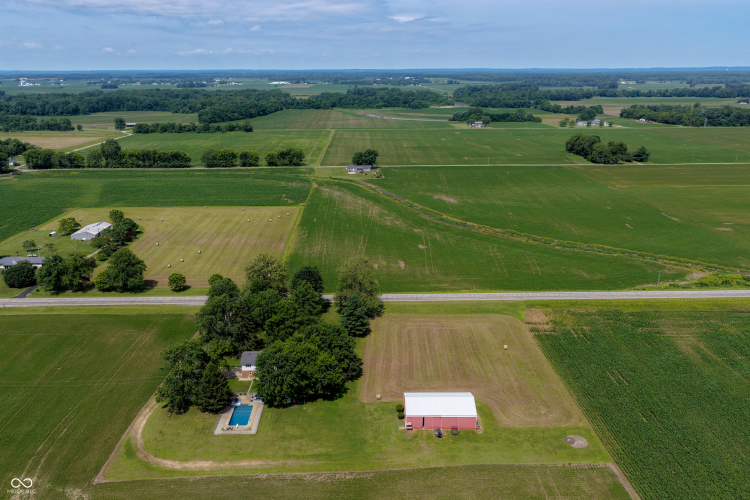 Listing Image 82