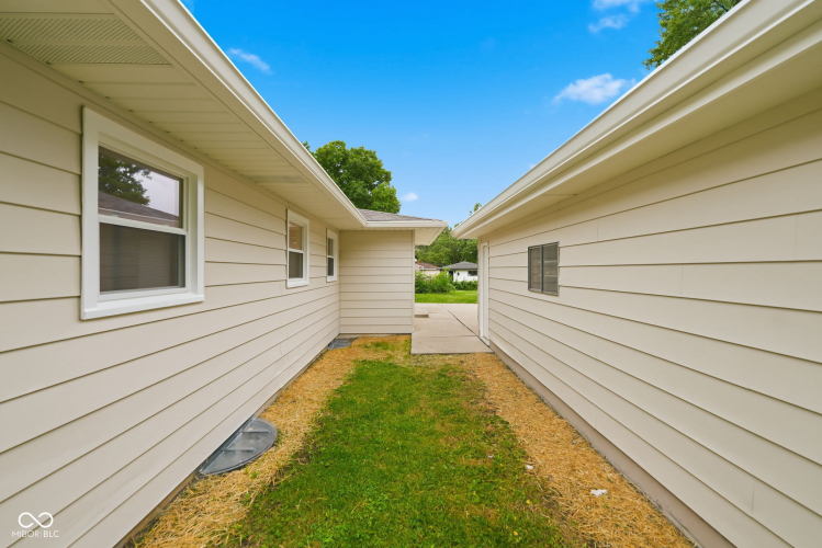 Listing Image 57