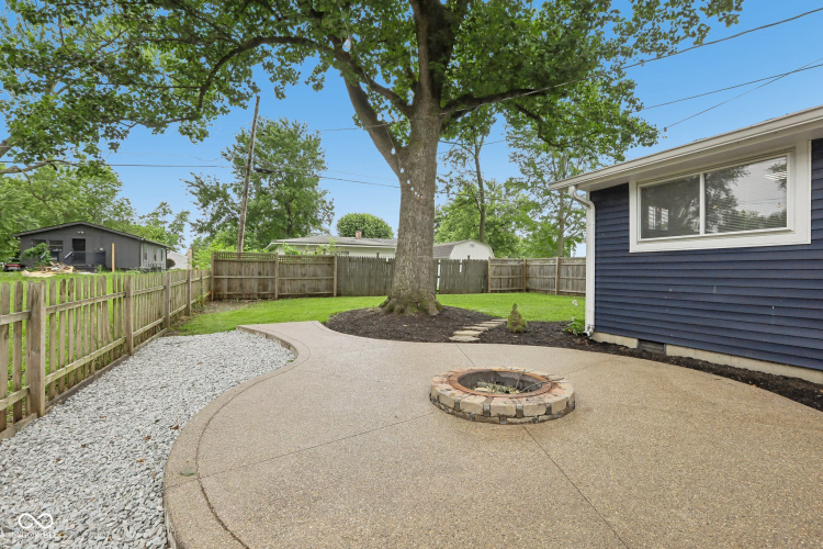 Listing Image 20