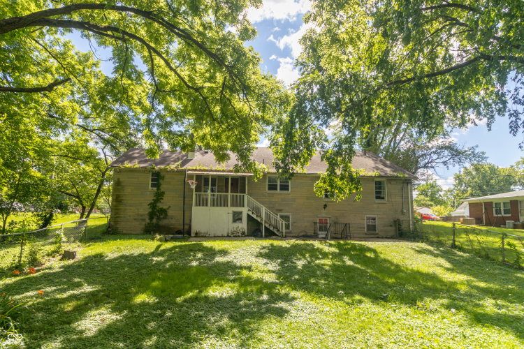 Listing Image 6