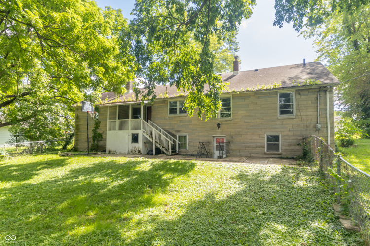 Listing Image 8