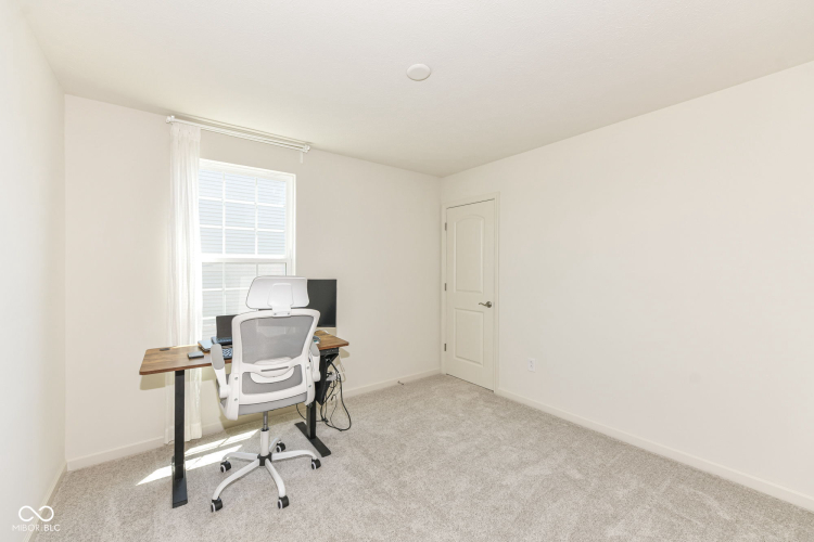 Listing Image 31