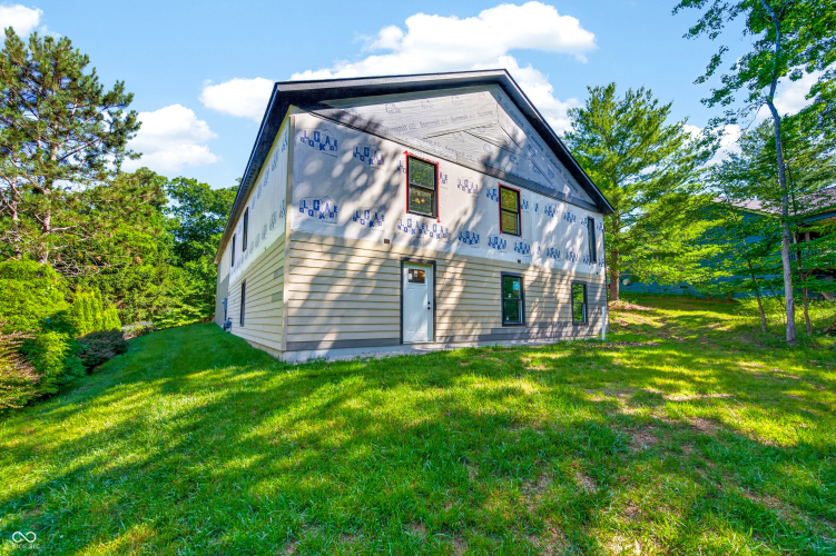 Listing Image 52