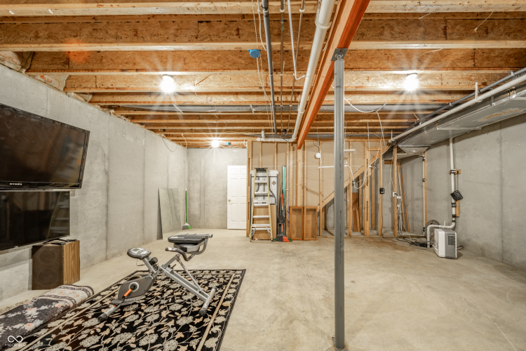 Listing Image 32