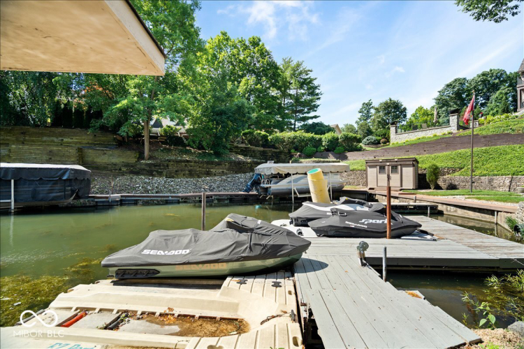 Listing Image 54