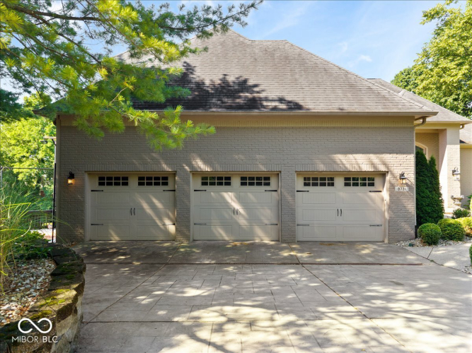 Listing Image 56