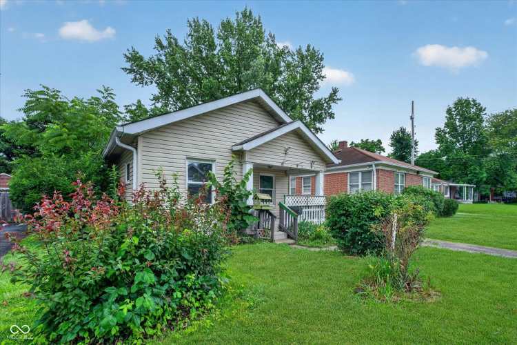 Listing Image 28