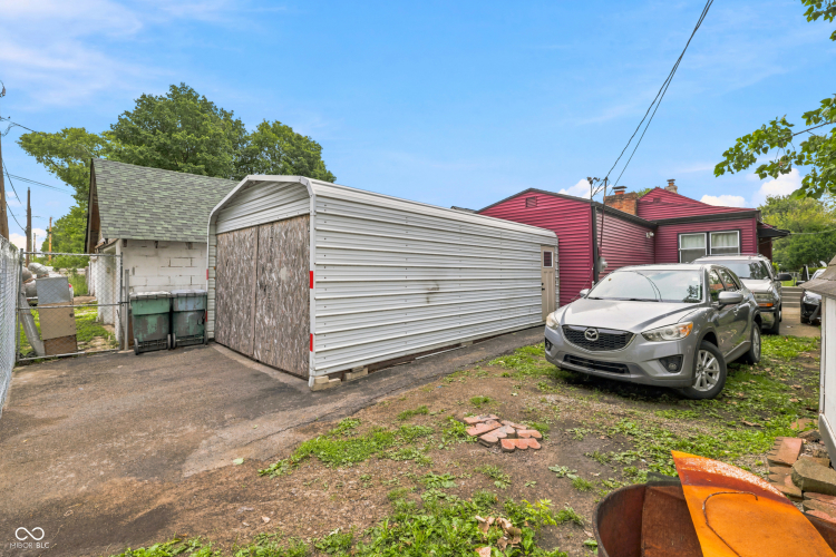 Listing Image 24