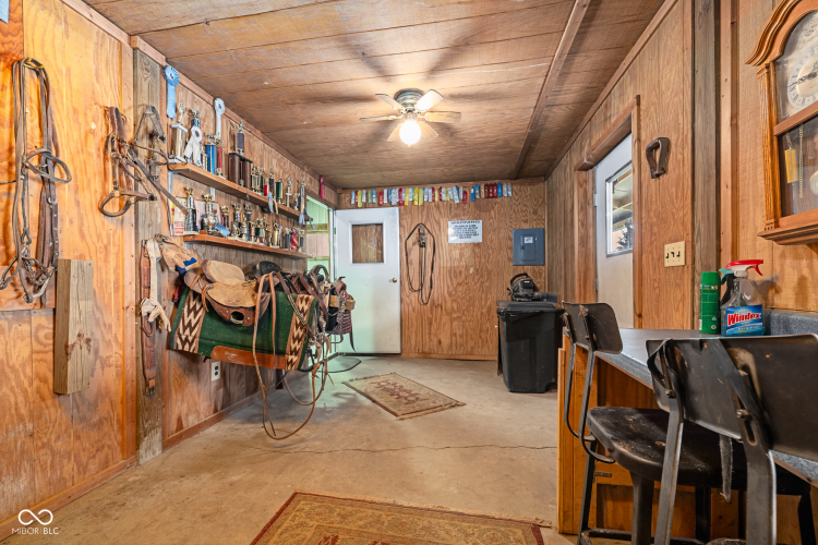Listing Image 42