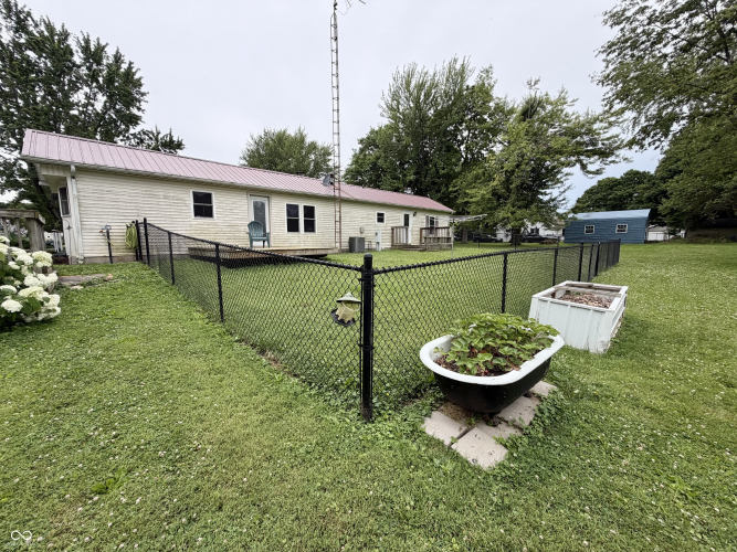 Listing Image 14
