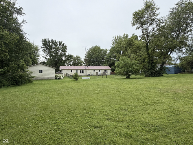 Listing Image 16