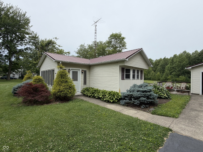 Listing Image 3
