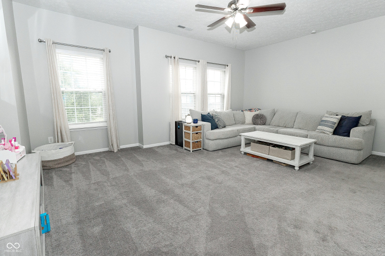 Listing Image 73