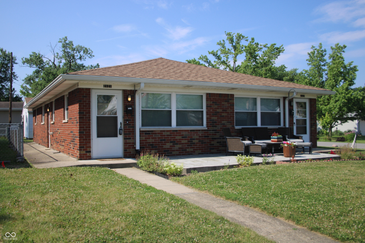 Listing Image 3