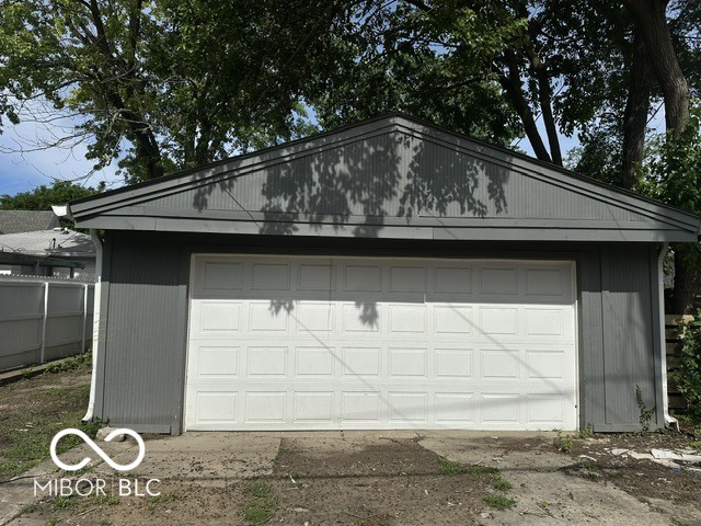 Listing Image 15